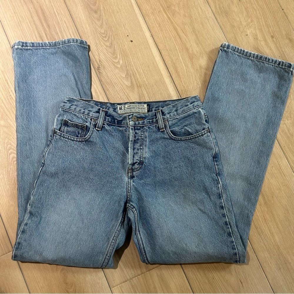 American Eagle Women’s Jeans Medium Wash Button Fly Straight Leg Y2K Size 4